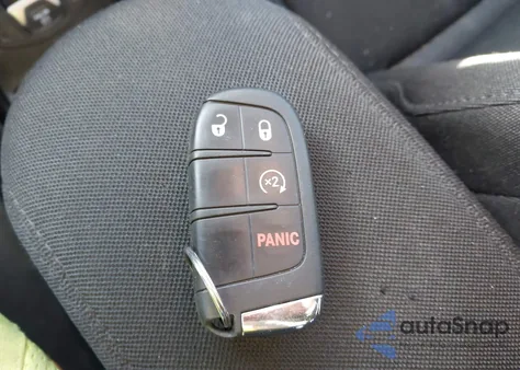 2020 Jeep Renegade Upland 4X4 из США, поврежденный, VIN ZACNJBAB9LPL89716